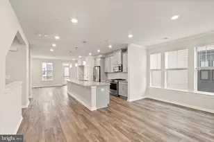 43430 Stonewood Crossing Ter, Ashburn, VA 20148 - Photo 5