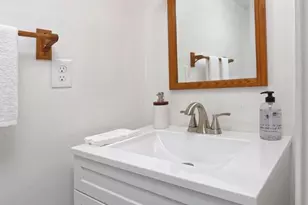 35739 Hayman Ln, Round Hill, VA 20141 - Photo 17