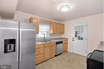 31 Main Street, Round Hill, VA 20141 - Photo 9