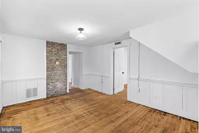 31 Main Street, Round Hill, VA 20141 - Photo 5