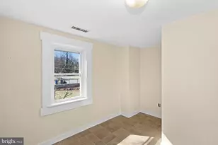 31 Main St, Round Hill, VA 20141 - Photo 17