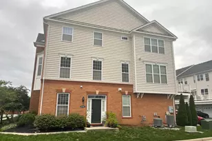 43010 Paris Gap Square, Ashburn, VA 20148 - Photo 3