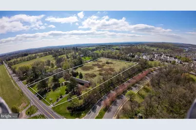 36169 E Loudoun Street, Round Hill, VA 20141 - Photo 5