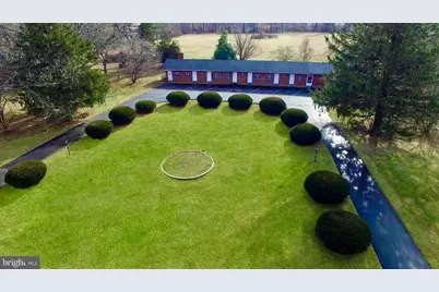 36169 E Loudoun Street, Round Hill, VA 20141 - Photo 3