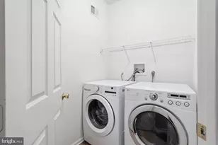 42802 Oatyer Ct, Broadlands, VA 20148 - Photo 47