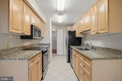 19385 Cypress Ridge Terrace #510, Leesburg, VA 20176 - Photo 11