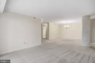 19385 Cypress Ridge Terrace, Leesburg, VA 20176 - Photo 25