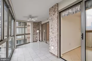 19385 Cypress Ridge Terrace, Leesburg, VA 20176 - Photo 15