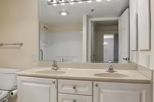 19385 Cypress Ridge Terrace, Leesburg, VA 20176 - Photo 31