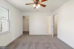 1041 Brixton Ct, Sterling, VA 20164 - Photo 23