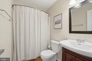 10172 Yorktown Way, Great Falls, VA 22066 - Photo 35