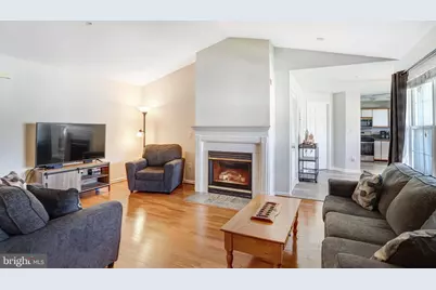 645 Constellation Square SE #K, Leesburg, VA 20175 - Photo 3