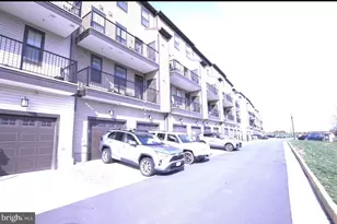 43417 Stonewood Crossing Ter, Ashburn, VA 20148 - Photo 3