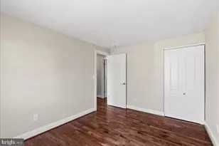 507 Lindsay Ct, Sterling, VA 20164 - Photo 17