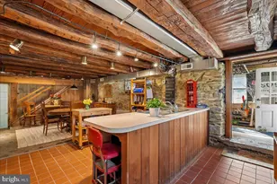 13064 Furnace Mountain Rd, Lovettsville, VA 20180 - Photo 5