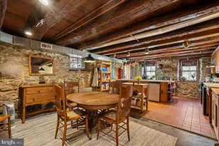 13064 Furnace Mountain Rd, Lovettsville, VA 20180 - Photo 9