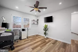 133 N Baylor Dr, Sterling, VA 20164 - Photo 25