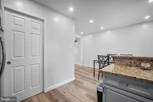 133 N Baylor Dr, Sterling, VA 20164 - Photo 11