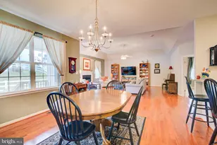 17655 Cleveland Park Drive, Round Hill, VA 20141 - Photo 9