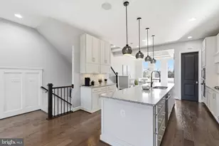 20388 Roslindale Dr, Ashburn, VA 20147 - Photo 13