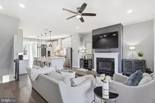 20388 Roslindale Dr, Ashburn, VA 20147 - Photo 21