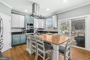 17196 Magic Mountain Dr, Round Hill, VA 20141 - Photo 9