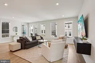 41800 Mellowed Ivory Pl, Brambleton, VA 20148 - Photo 5