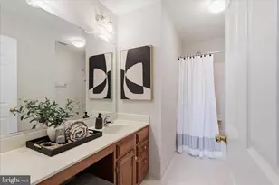 47784 Fathom Pl, Sterling, VA 20165 - Photo 37