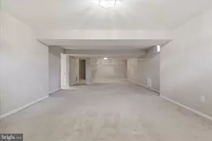 47784 Fathom Pl, Sterling, VA 20165 - Photo 41