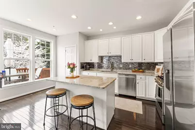 18168 Mill House Square, Leesburg, VA 20176 - Photo 13