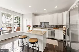 18168 Mill House Square, Leesburg, VA 20176 - Photo 13