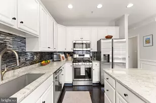 18168 Mill House Square, Leesburg, VA 20176 - Photo 17