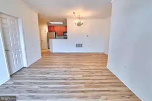 21216 McFadden Square, Sterling, VA 20165 - Photo 5