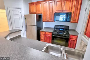 21216 McFadden Square, Sterling, VA 20165 - Photo 11