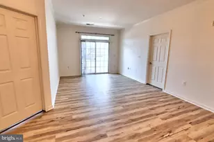 21216 McFadden Square, Sterling, VA 20165 - Photo 27