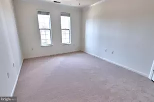 21216 McFadden Square, Sterling, VA 20165 - Photo 19