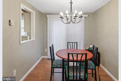 614 York Lane SE, Leesburg, VA 20175 - Photo 5