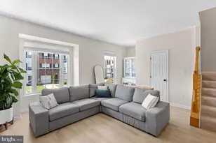 20392 Farmgate Terrace, Ashburn, VA 20147 - Photo 11