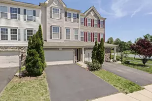 42490 Franklin Benjamin Terrace, Broadlands, VA 20148 - Photo 3