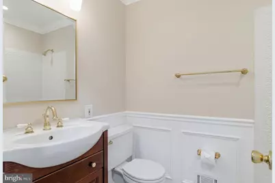 123 S Fox Road, Sterling, VA 20164 - Photo 21