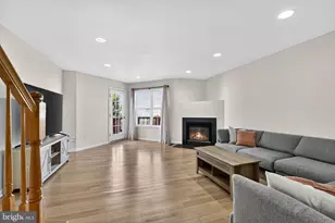 42996 Astell St, Chantilly, VA 20152 - Photo 19