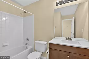 42996 Astell St, Chantilly, VA 20152 - Photo 33