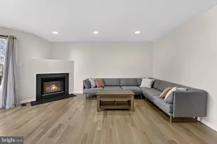 42996 Astell St, Chantilly, VA 20152 - Photo 21