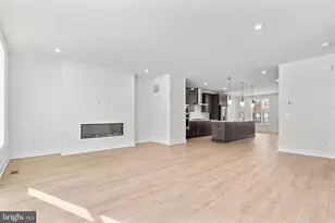 42151 Stone Press Ter, Ashburn, VA 20148 - Photo 15