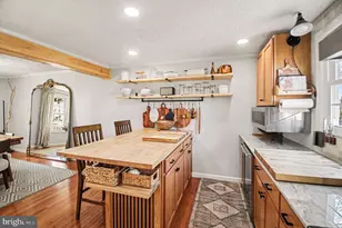 110 Almey Ct, Sterling, VA 20164 - Photo 9