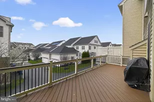 43173 Clarendon Sq, Ashburn, VA 20148 - Photo 25