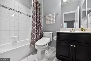 43173 Clarendon Sq, Ashburn, VA 20148 - Photo 23