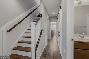 261 Cres Station Terrace SE, Leesburg, VA 20175 - Photo 23