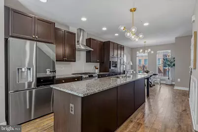 261 Crescent Station Terrace SE, Leesburg, VA 20175 - Photo 11