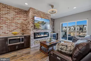 261 Cres Station Terrace SE, Leesburg, VA 20175 - Photo 25